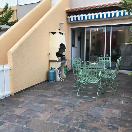 Appartement Marina les pieds dans l eau à Le Barcarès Extérieur photo