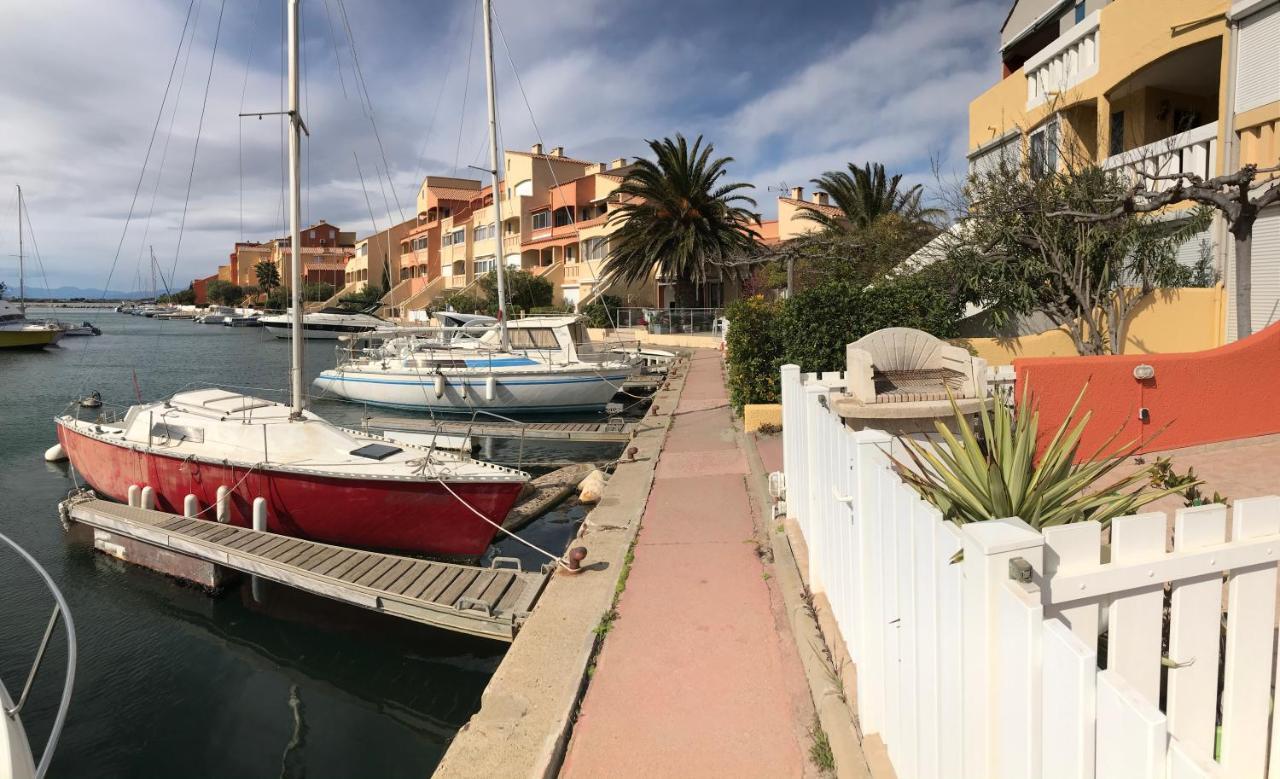 Appartement Marina les pieds dans l eau à Le Barcarès Extérieur photo