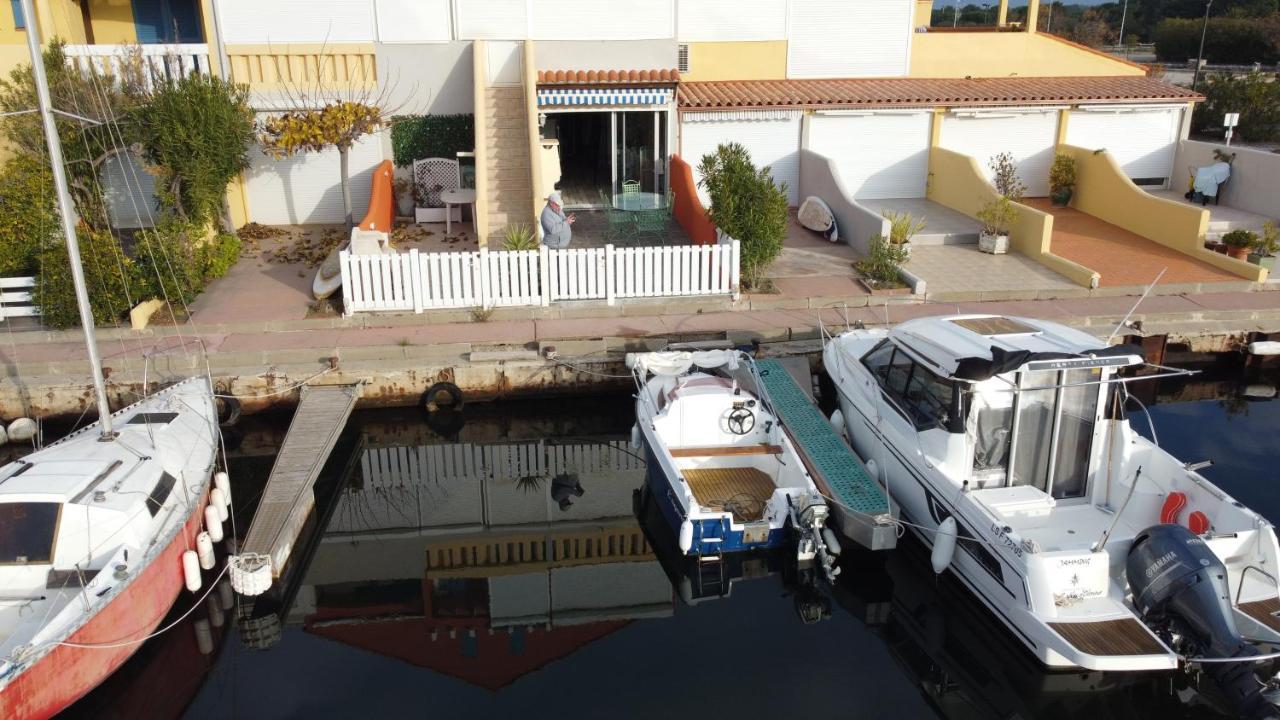Appartement Marina les pieds dans l eau à Le Barcarès Extérieur photo